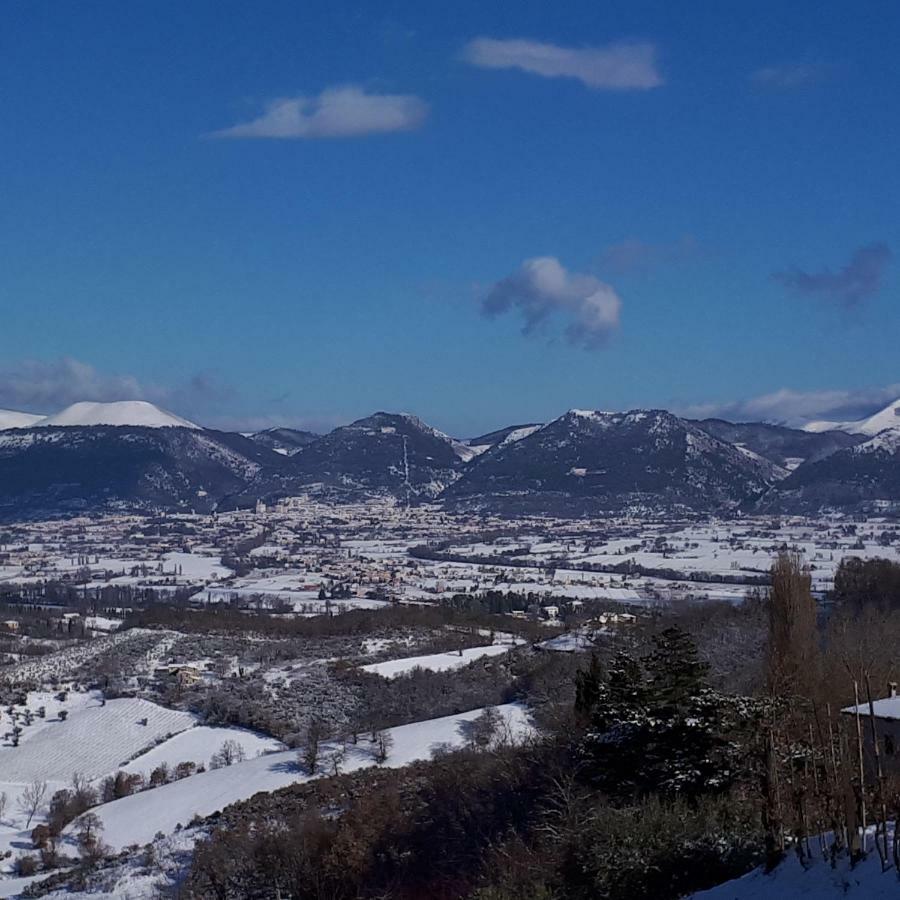 Appartement Il Ciliegio Del Pellegrino à Gubbio Extérieur photo