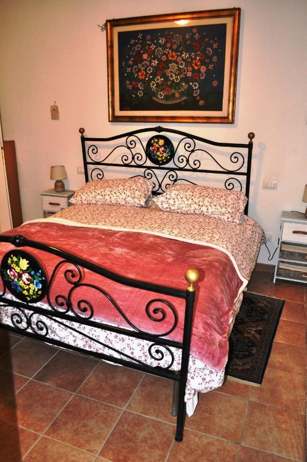 Appartement Il Ciliegio Del Pellegrino à Gubbio Extérieur photo